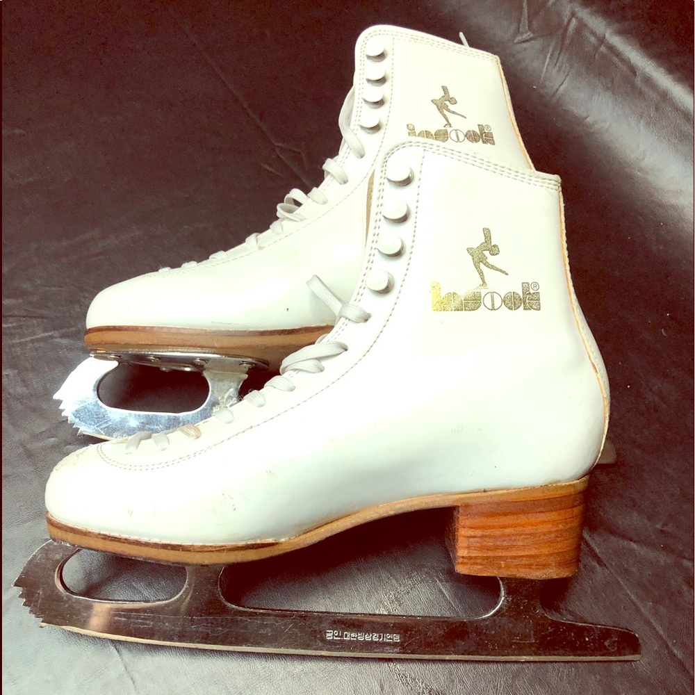 Ice skates